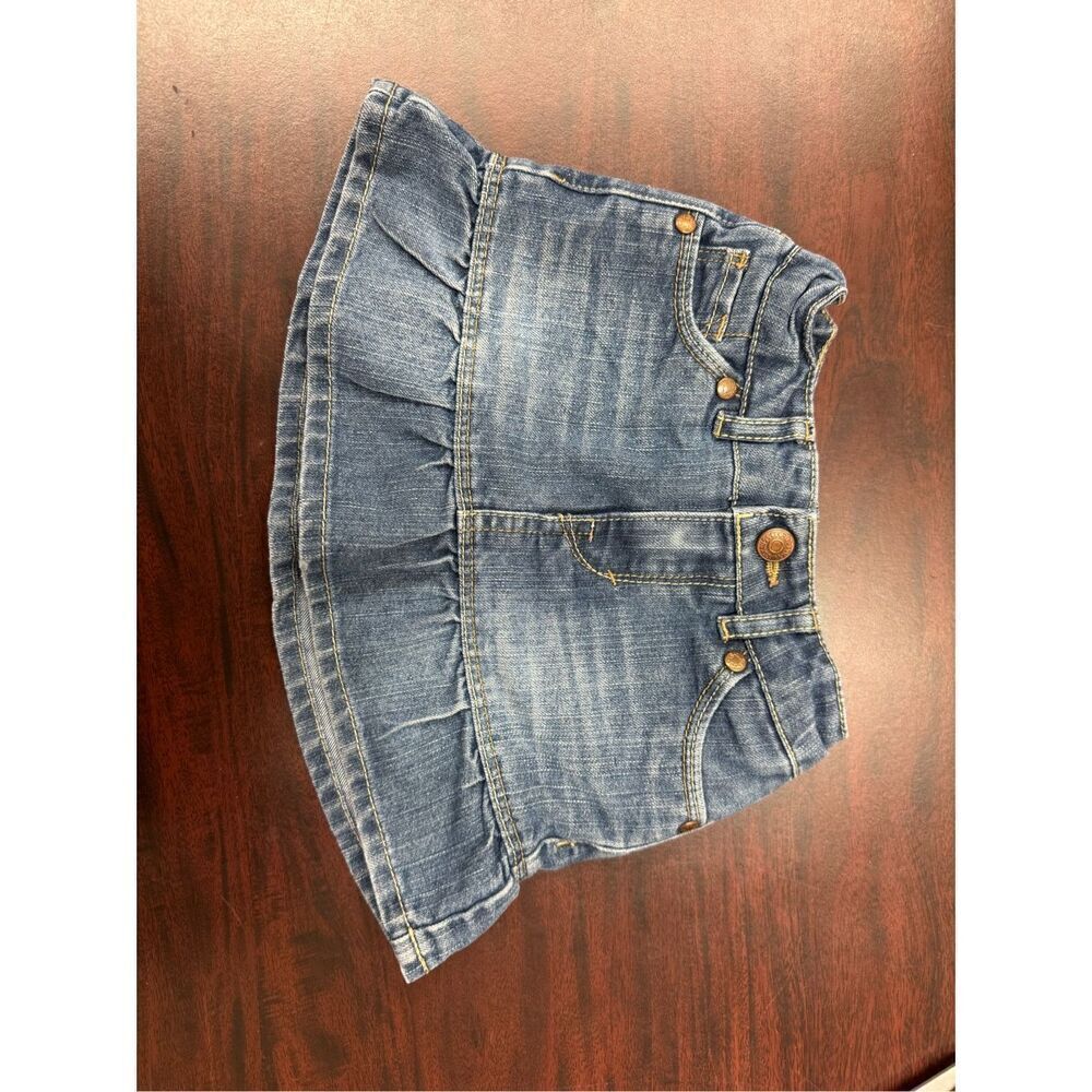 Levi’s Girls Size 4 Denim Skort